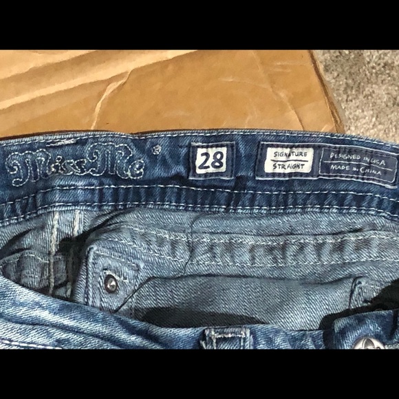 Miss Me jeans. Size 28. - Picture 5 of 6
